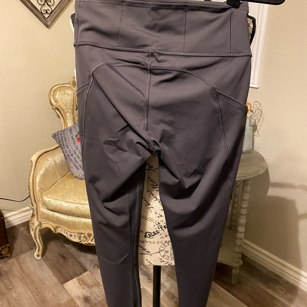 Fast And Free HR Crop 19” Ref 19” inseam - Picture 2 of 3